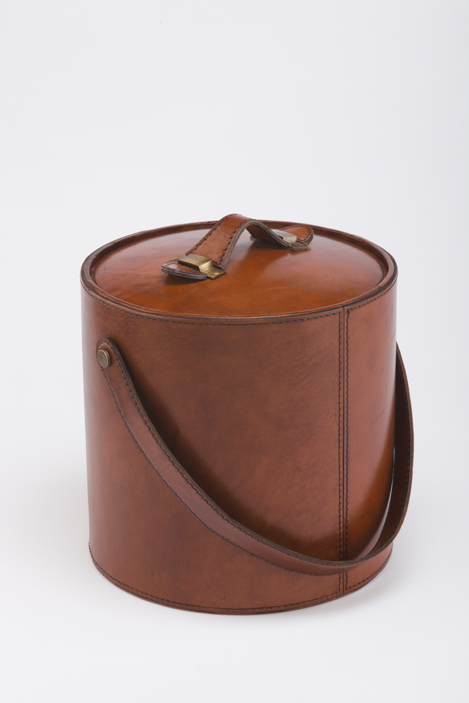 Ashore Leather Ice Bucket with Thongs